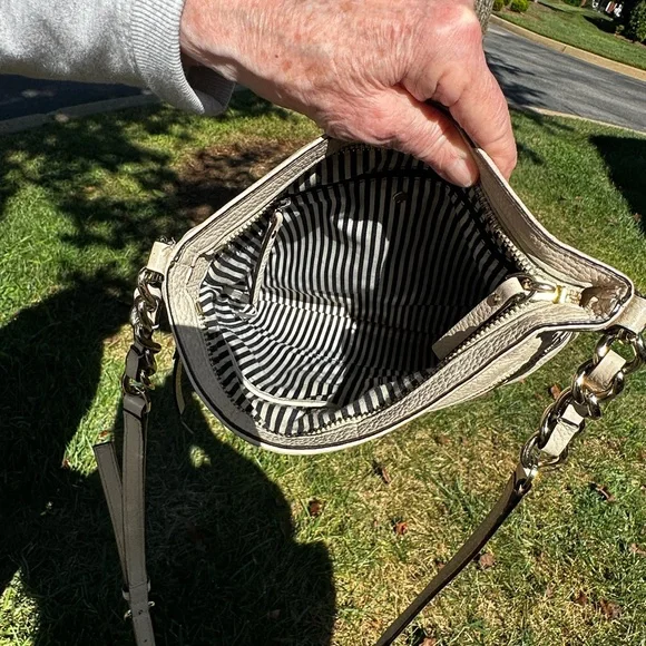 Kate Spade Cream Leather Crossbody Bag EUC - Picture 10 of 10
